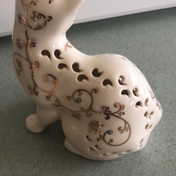 Beautiful Lenox Cat - Picture 4 of 4